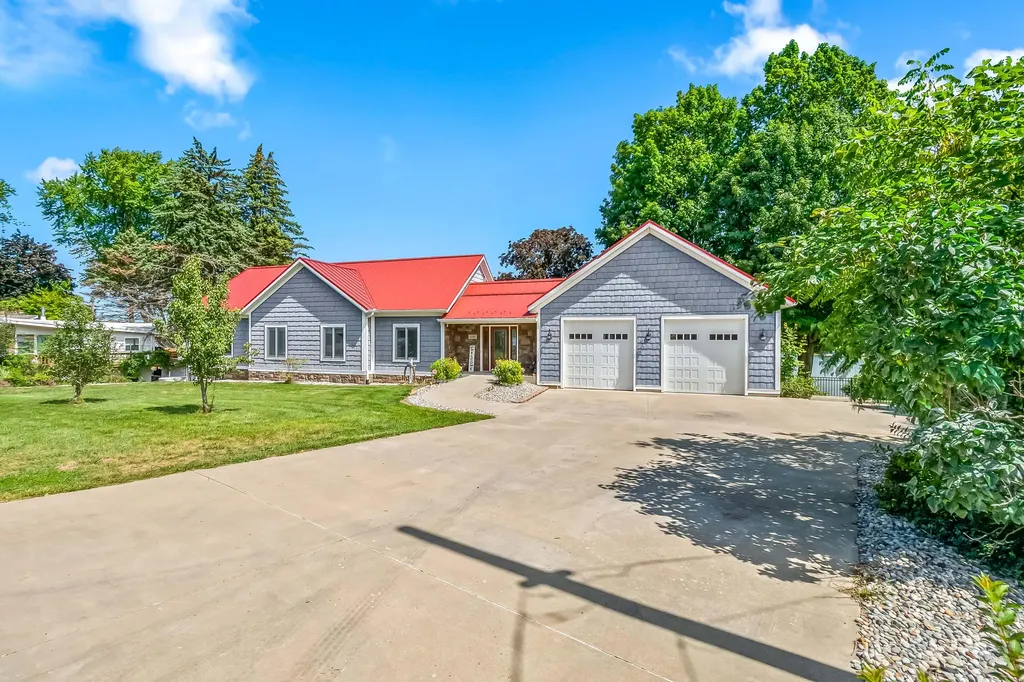 1252 Cherokee Drive Sherwood Township MI 49094