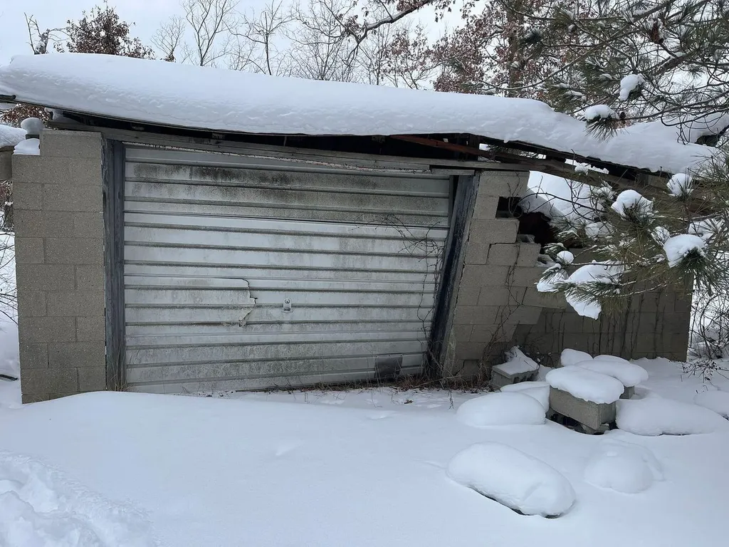 343 E Dubois Yates Township MI 49642