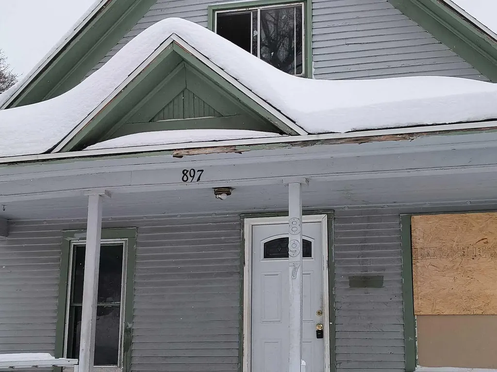 897 Turner Avenue Muskegon City MI 49442