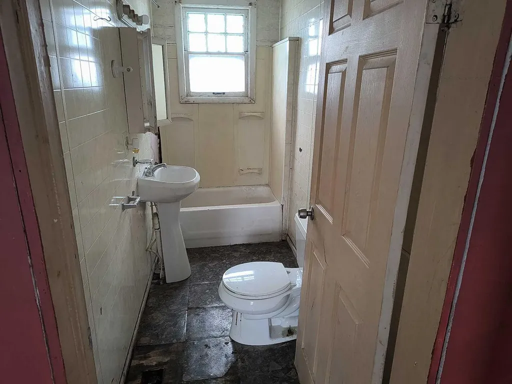 897 Turner Avenue Muskegon City MI 49442