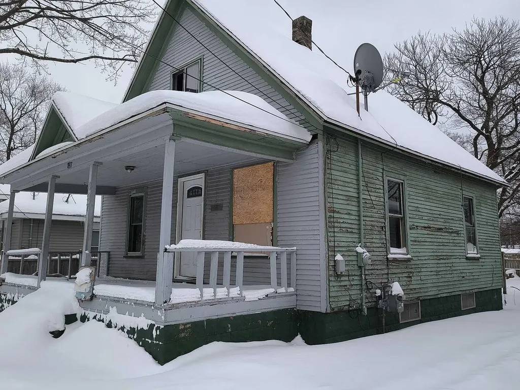 897 Turner Avenue Muskegon City MI 49442