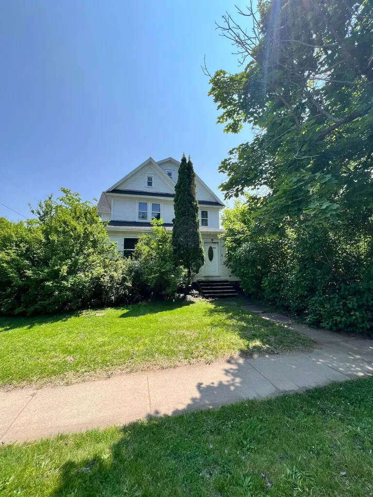 130 Cliff Street Battle Creek City MI 49014