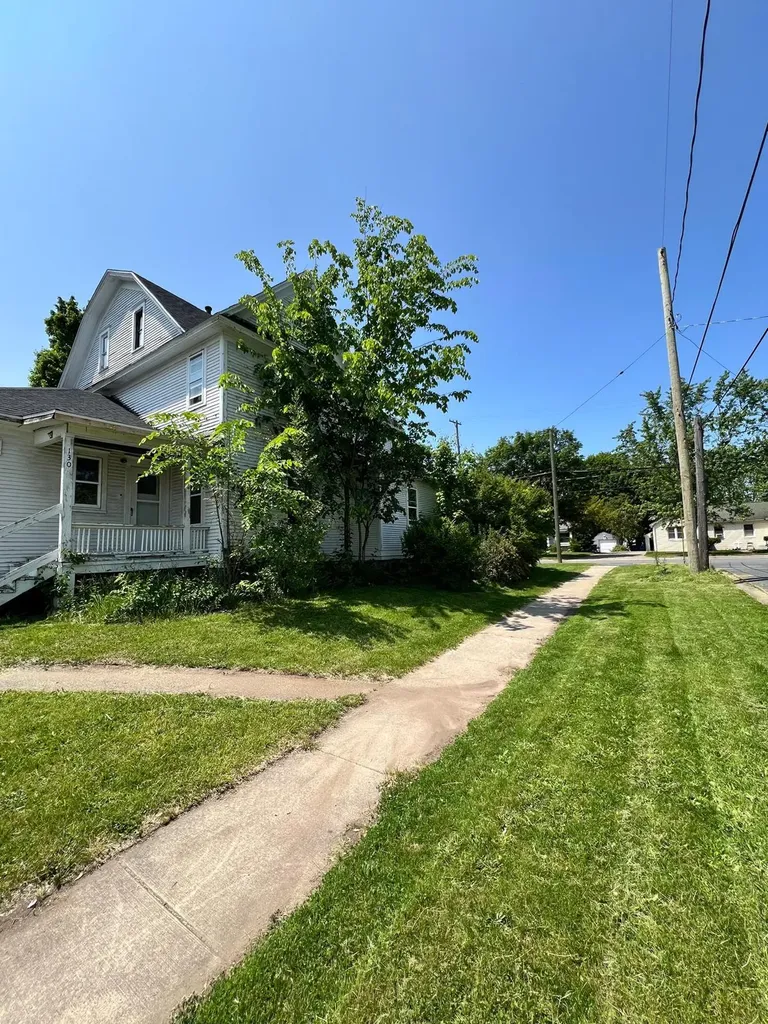 130 Cliff Street Battle Creek City MI 49014