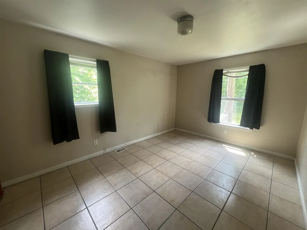 2117 E Jackson Drive Tekonsha Township MI 49092