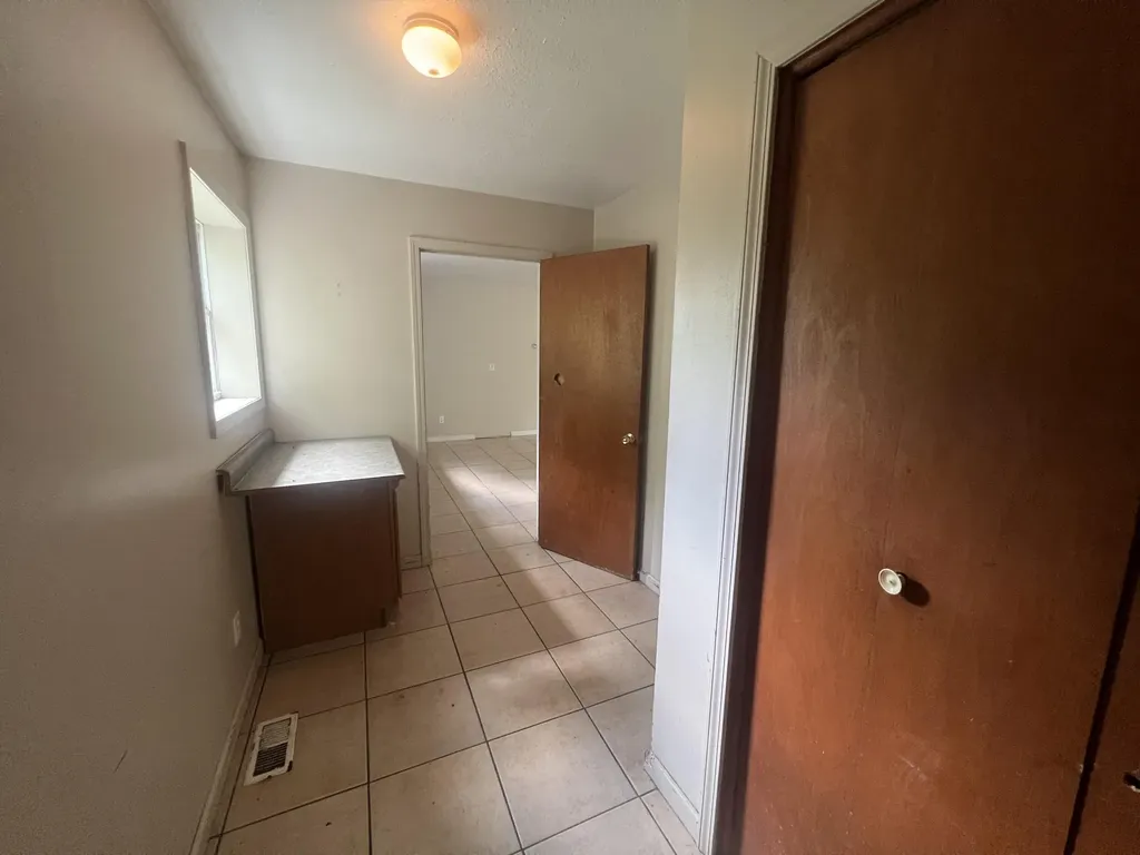 2117 E Jackson Drive Tekonsha Township MI 49092