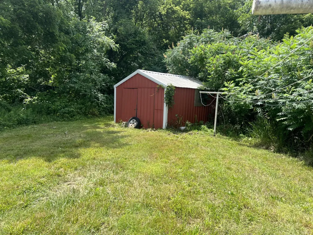 2117 E Jackson Drive Tekonsha Township MI 49092