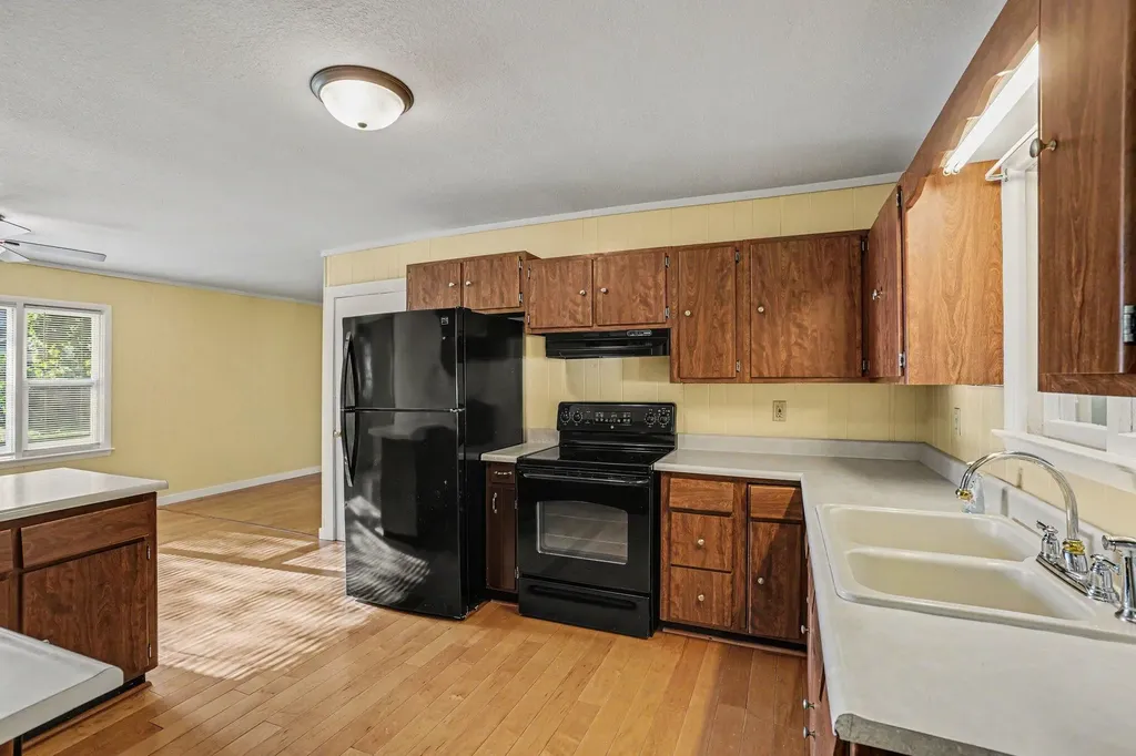87 Avery Drive Coldwater City MI 49036