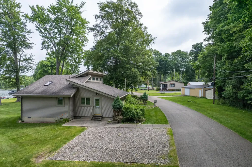 128 Wilmin Road Algansee Township MI 49082