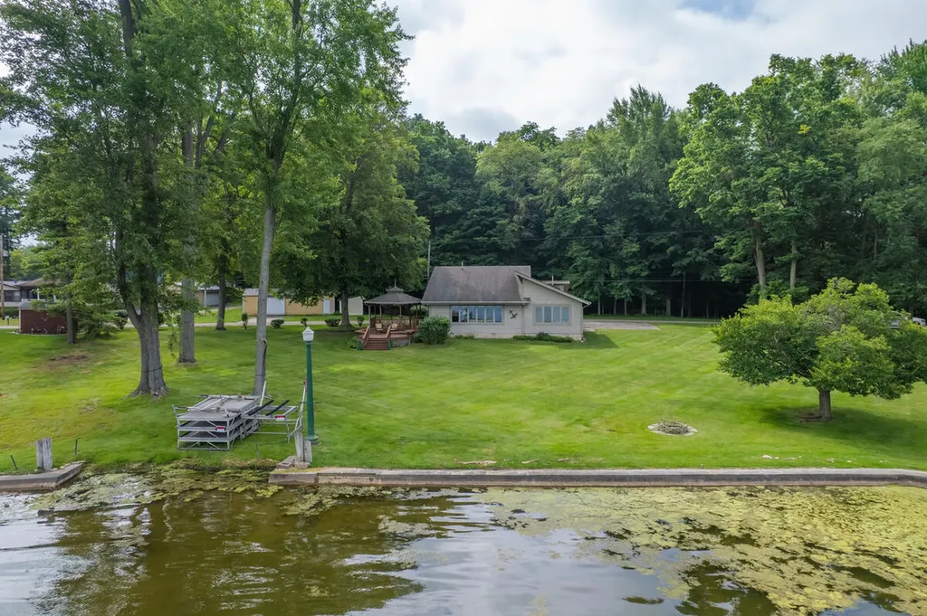 128 Wilmin Road Algansee Township MI 49082