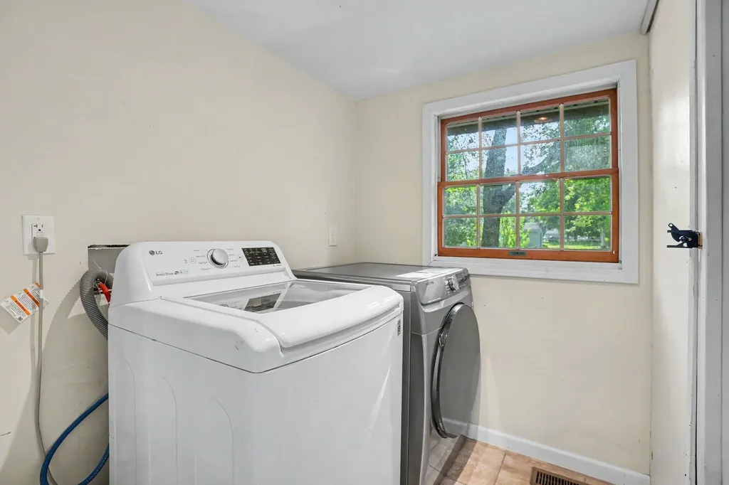 21 Sheridan Street Coldwater City MI 49036