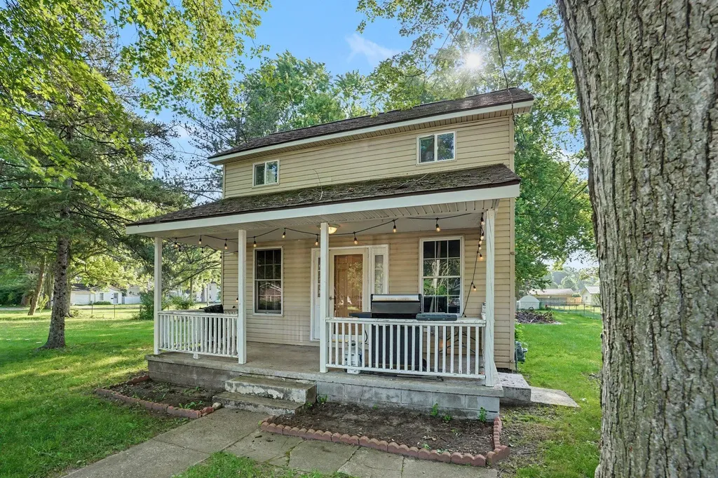 21 Sheridan Street Coldwater City MI 49036