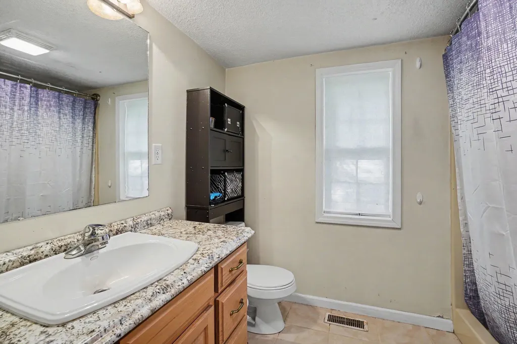 21 Sheridan Street Coldwater City MI 49036