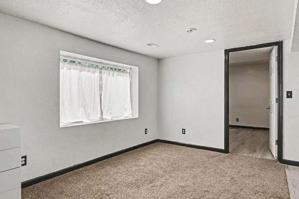 215 S Lincoln Avenue Three Rivers City MI 49093
