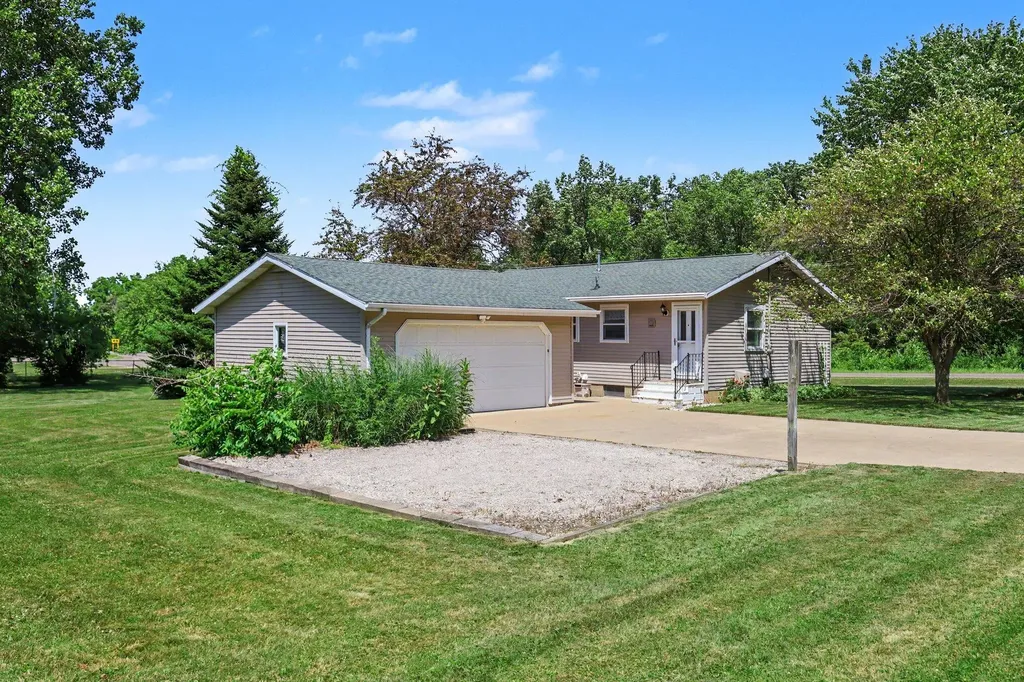 3604 Clinton Way Blackman Charter Township MI 49201