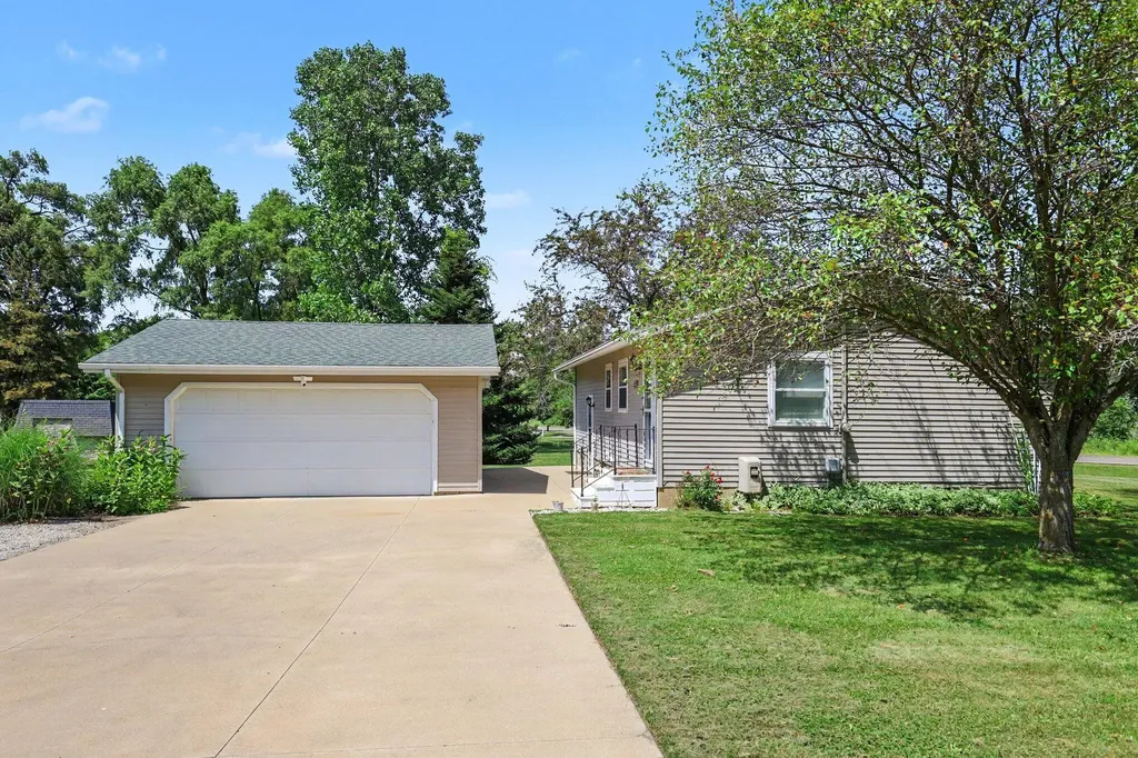 3604 Clinton Way Blackman Charter Township MI 49201