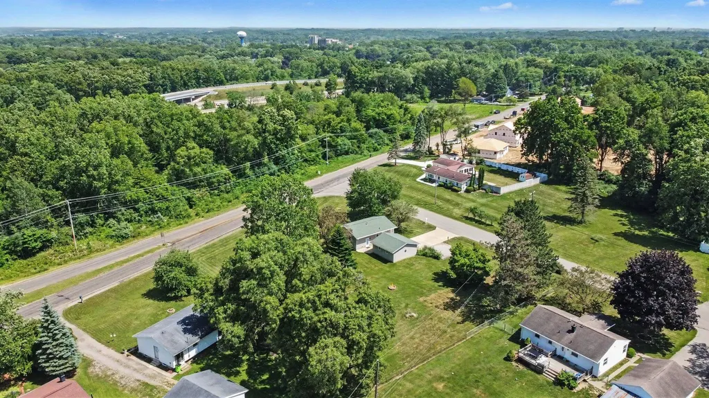 3604 Clinton Way Blackman Charter Township MI 49201