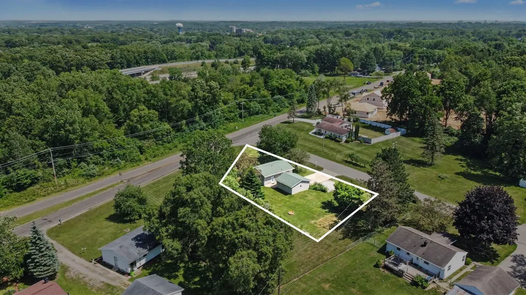 3604 Clinton Way Blackman Charter Township MI 49201