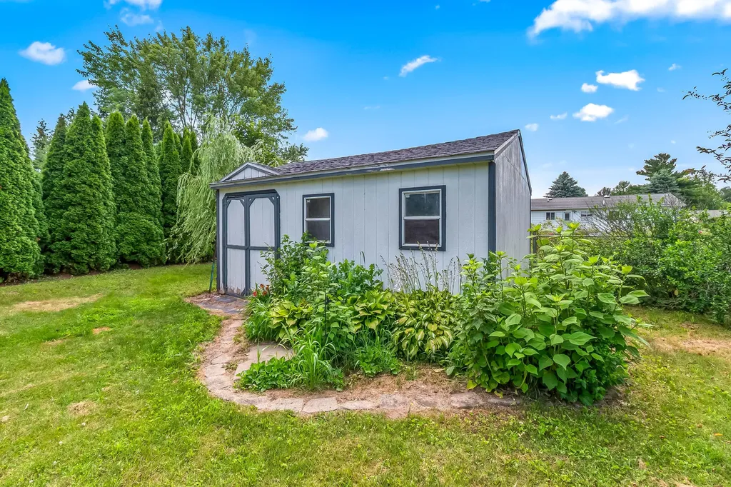 406 Gerald Street Quincy Township MI 49082