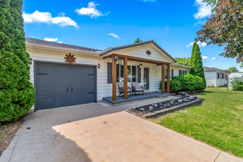 406 Gerald Street Quincy Township MI 49082