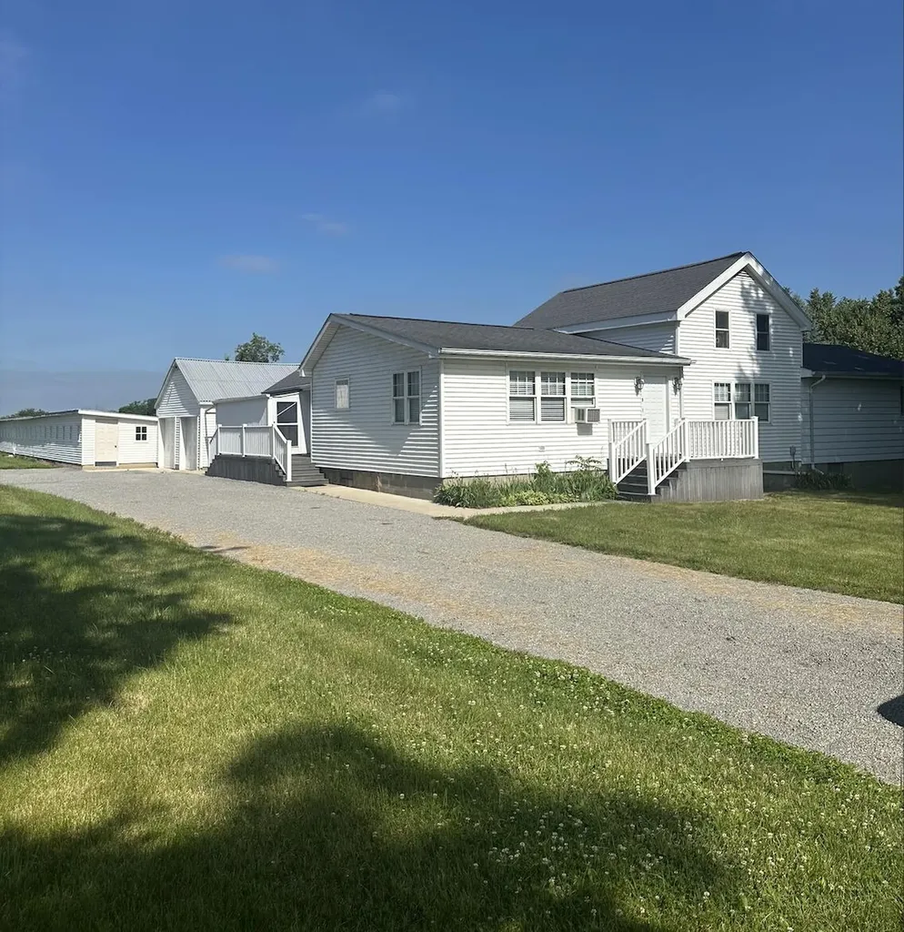 7360 S Tripp Jefferson Township MI 49266