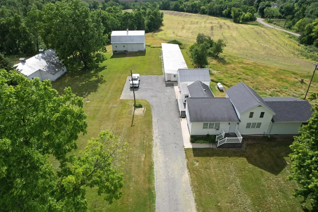 7360 S Tripp Jefferson Township MI 49266