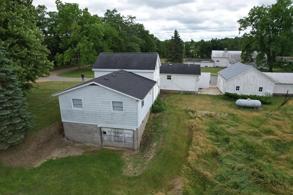 7360 S Tripp Jefferson Township MI 49266
