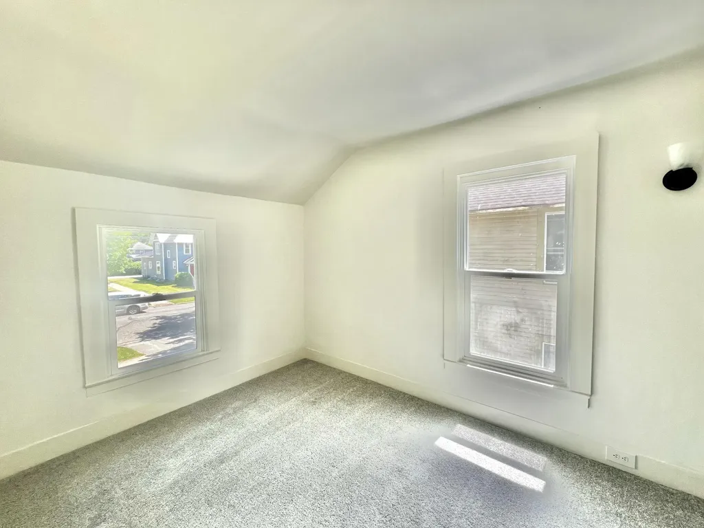 110 Hillsdale Street Hillsdale City MI 49242