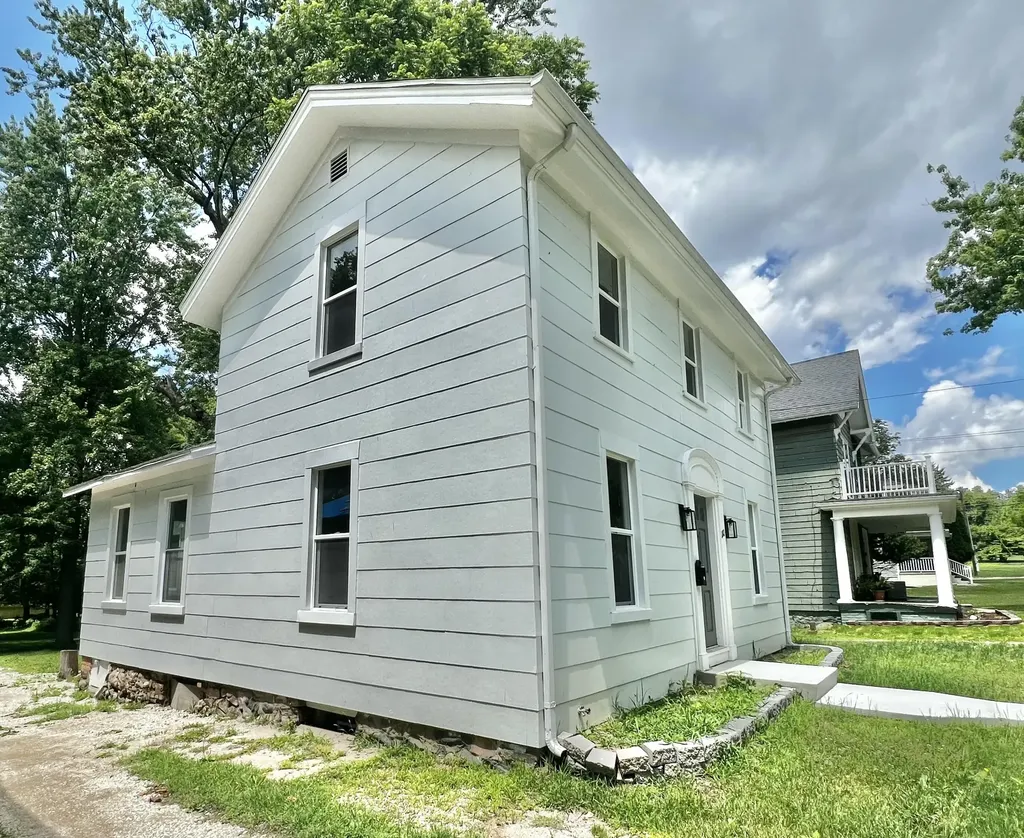 110 Hillsdale Street Hillsdale City MI 49242