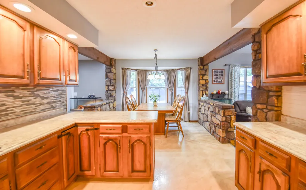 17 Linda Lane Coldwater City MI 49036
