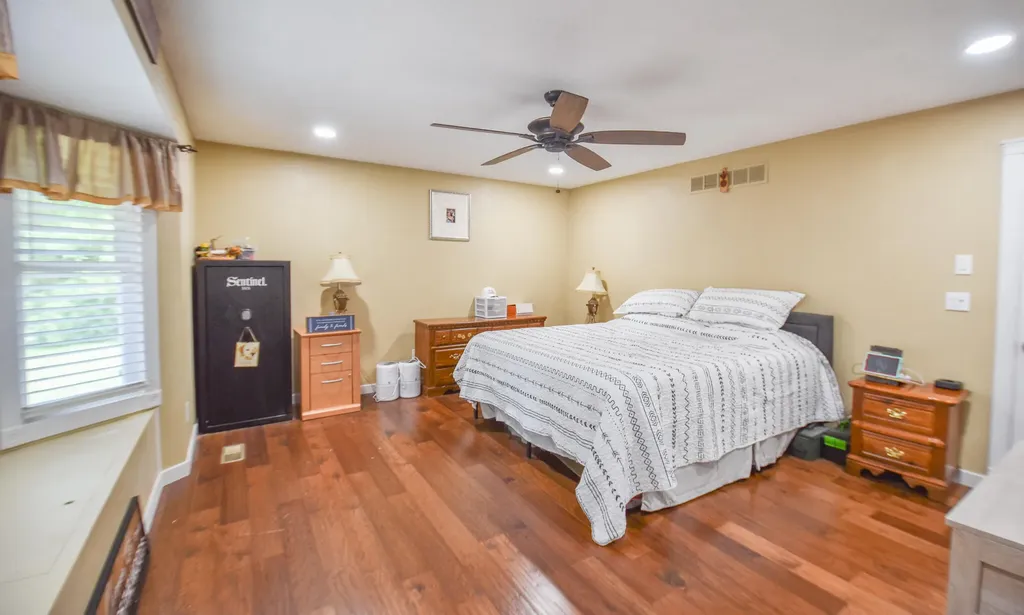 17 Linda Lane Coldwater City MI 49036
