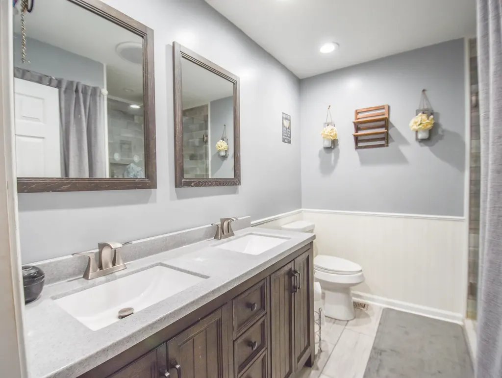 17 Linda Lane Coldwater City MI 49036