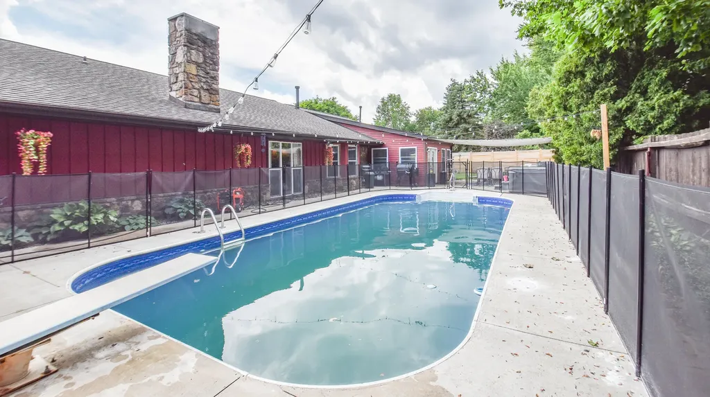 17 Linda Lane Coldwater City MI 49036