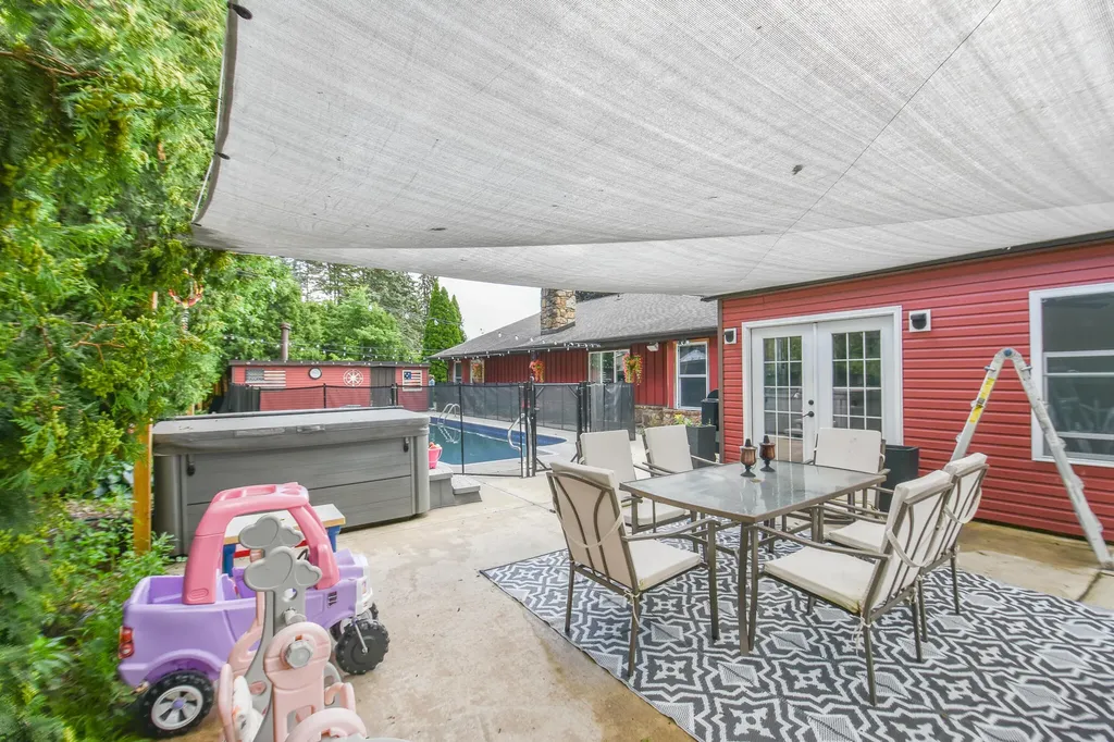 17 Linda Lane Coldwater City MI 49036