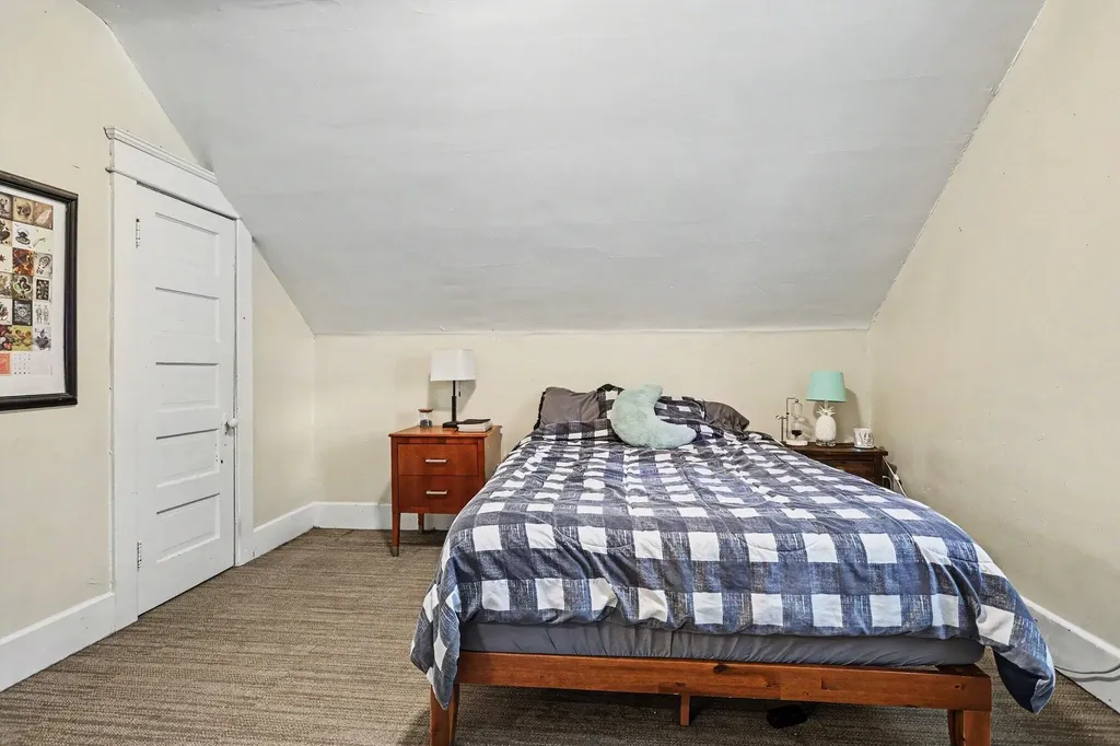 54 Frisbie Avenue Battle Creek City MI 49037