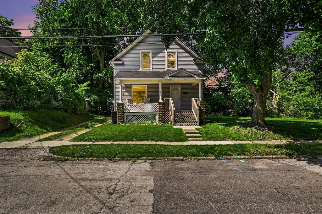 54 Frisbie Avenue Battle Creek City MI 49037