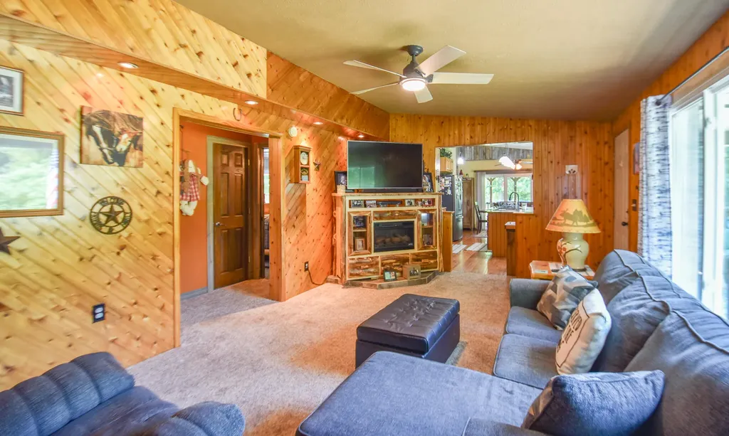 556 N Briggs Road Quincy Township MI 49082