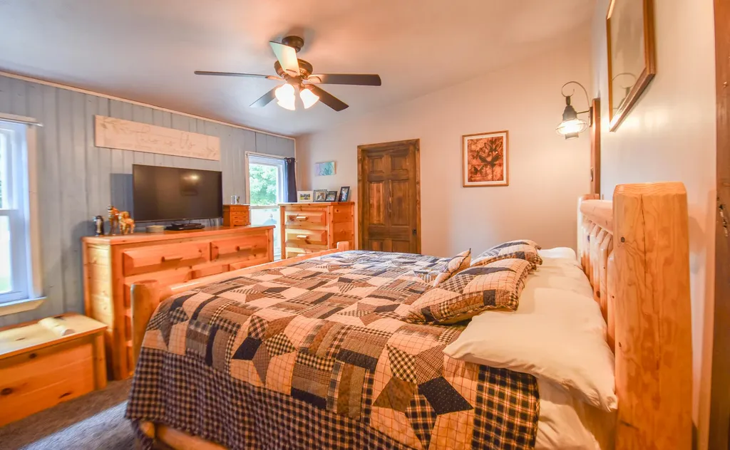 556 N Briggs Road Quincy Township MI 49082