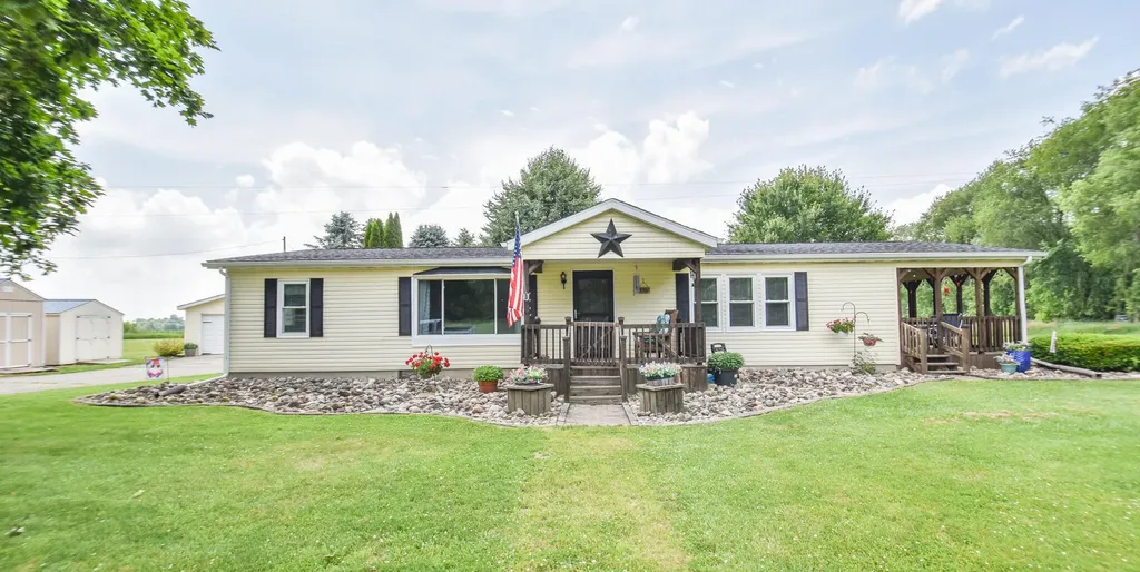556 N Briggs Road Quincy Township MI 49082