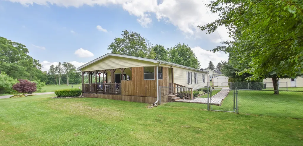 556 N Briggs Road Quincy Township MI 49082