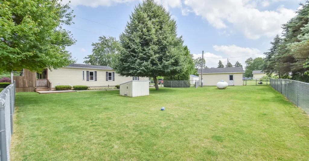 556 N Briggs Road Quincy Township MI 49082