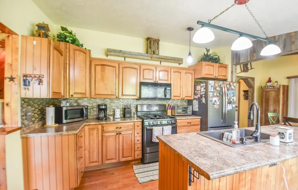 556 N Briggs Road Quincy Township MI 49082