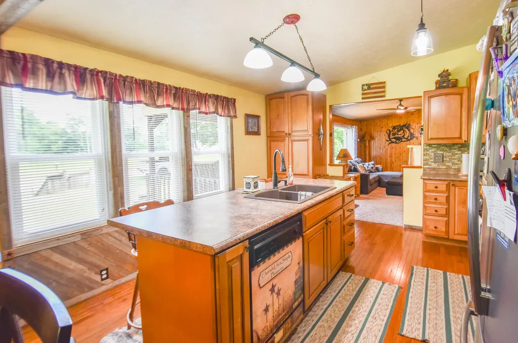 556 N Briggs Road Quincy Township MI 49082