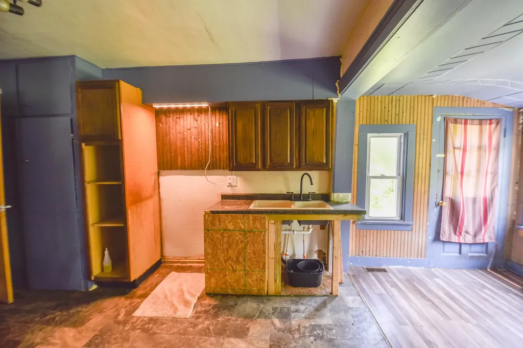 489 N Ray Quincy Road Quincy Township MI 49082
