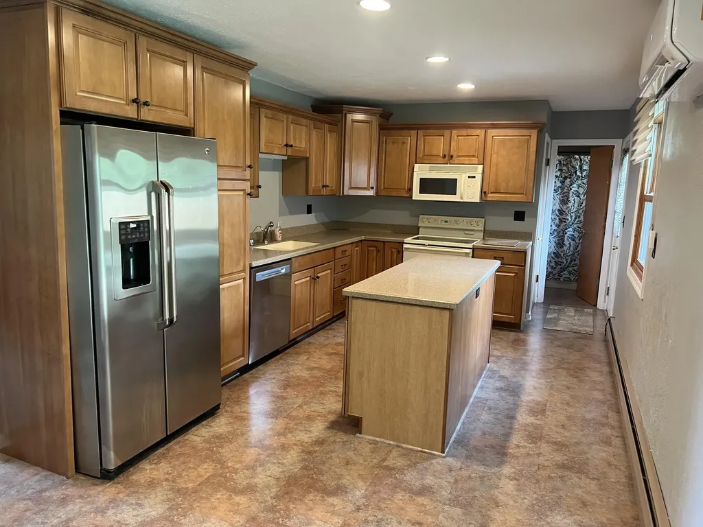 152 W Chicago Road Batavia Township MI 49036