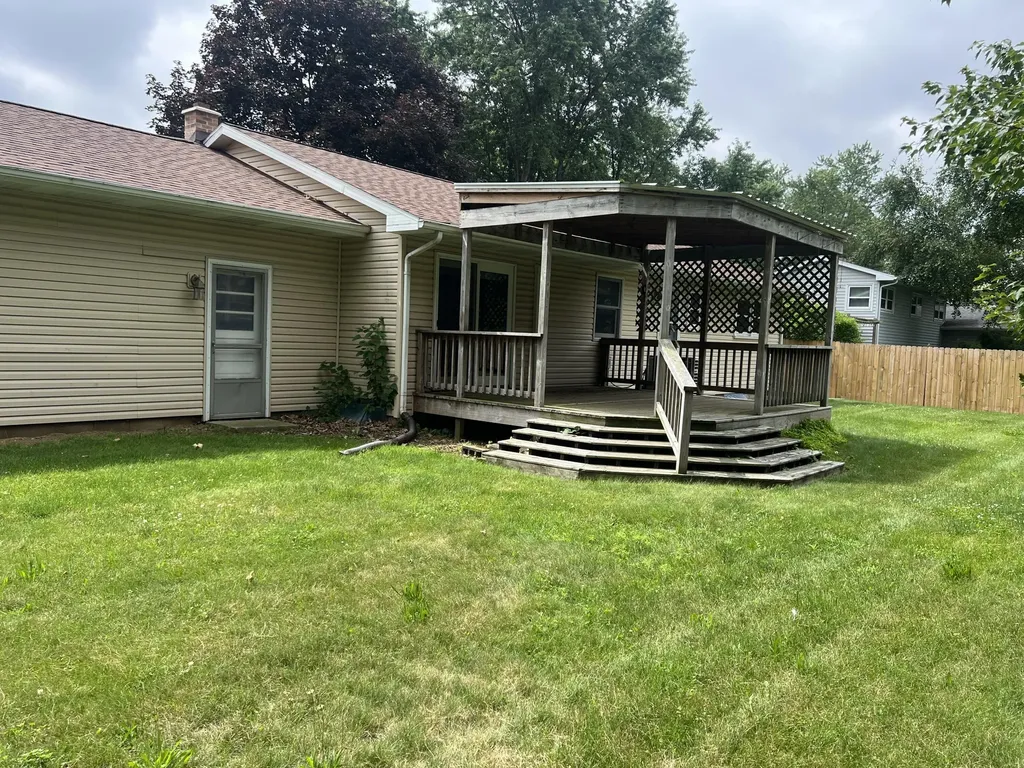 152 W Chicago Road Batavia Township MI 49036