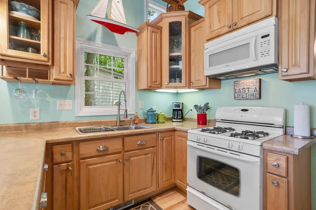 634 Hillview Lane Kinderhook Township MI 49036