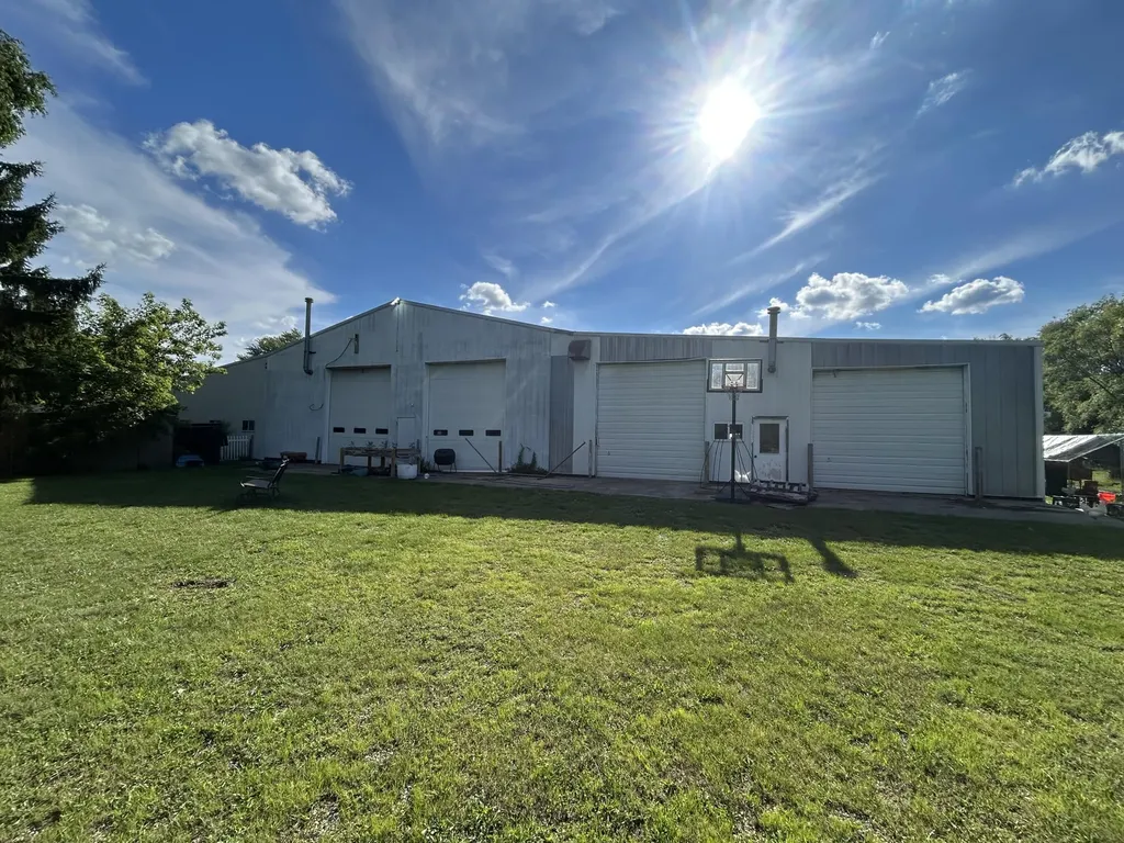 114 W Colon Road Batavia Township MI 49036