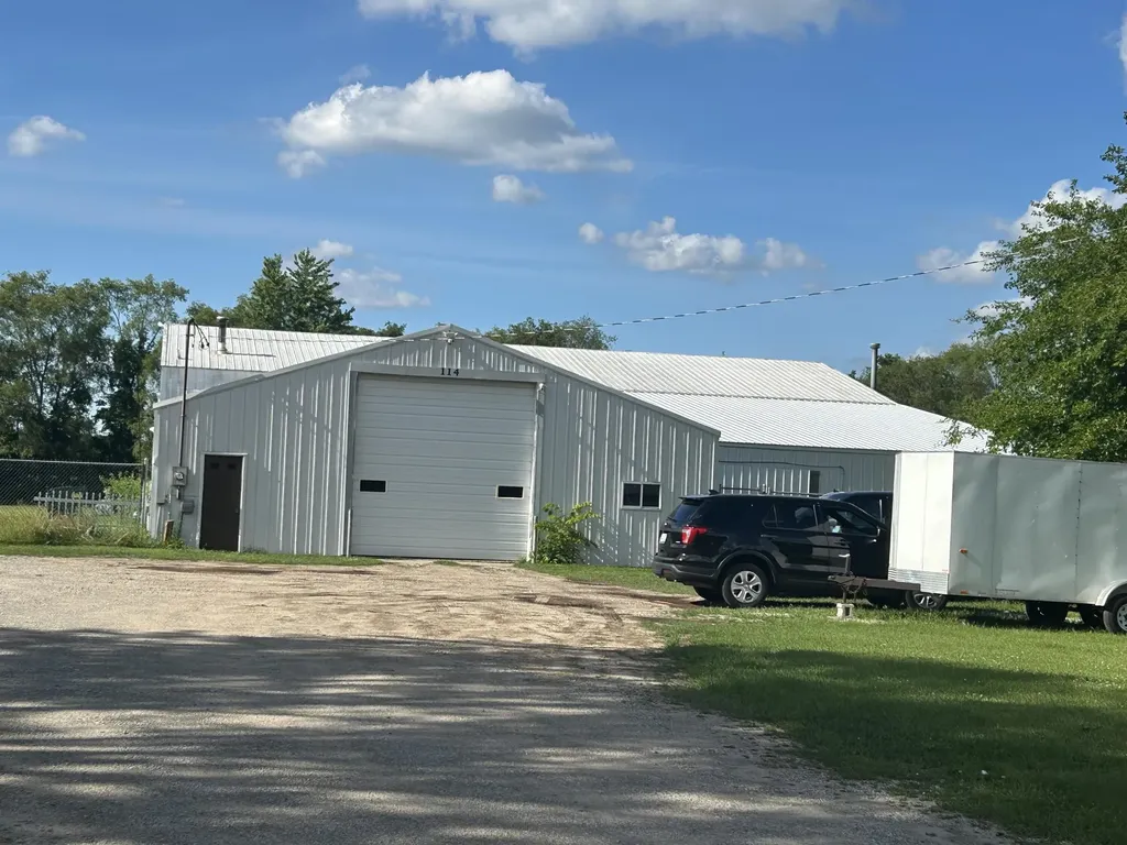114 W Colon Road Batavia Township MI 49036