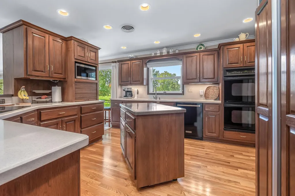 686 Leonard Drive Coldwater City MI 49036
