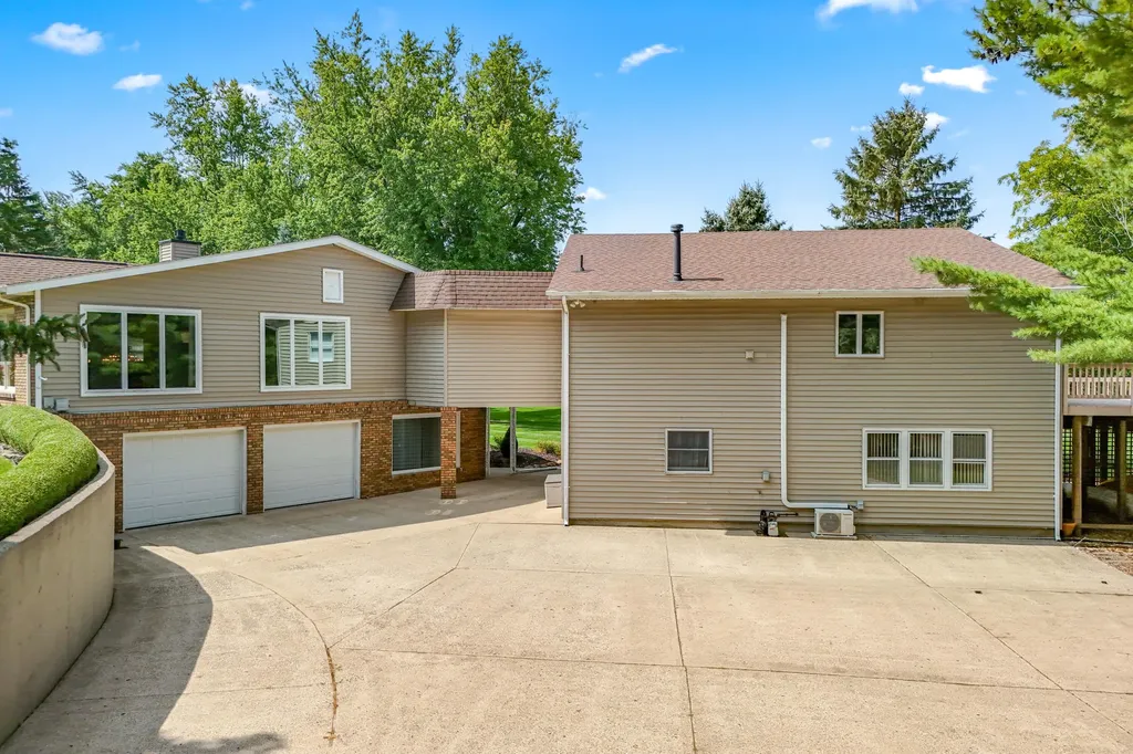 686 Leonard Drive Coldwater City MI 49036